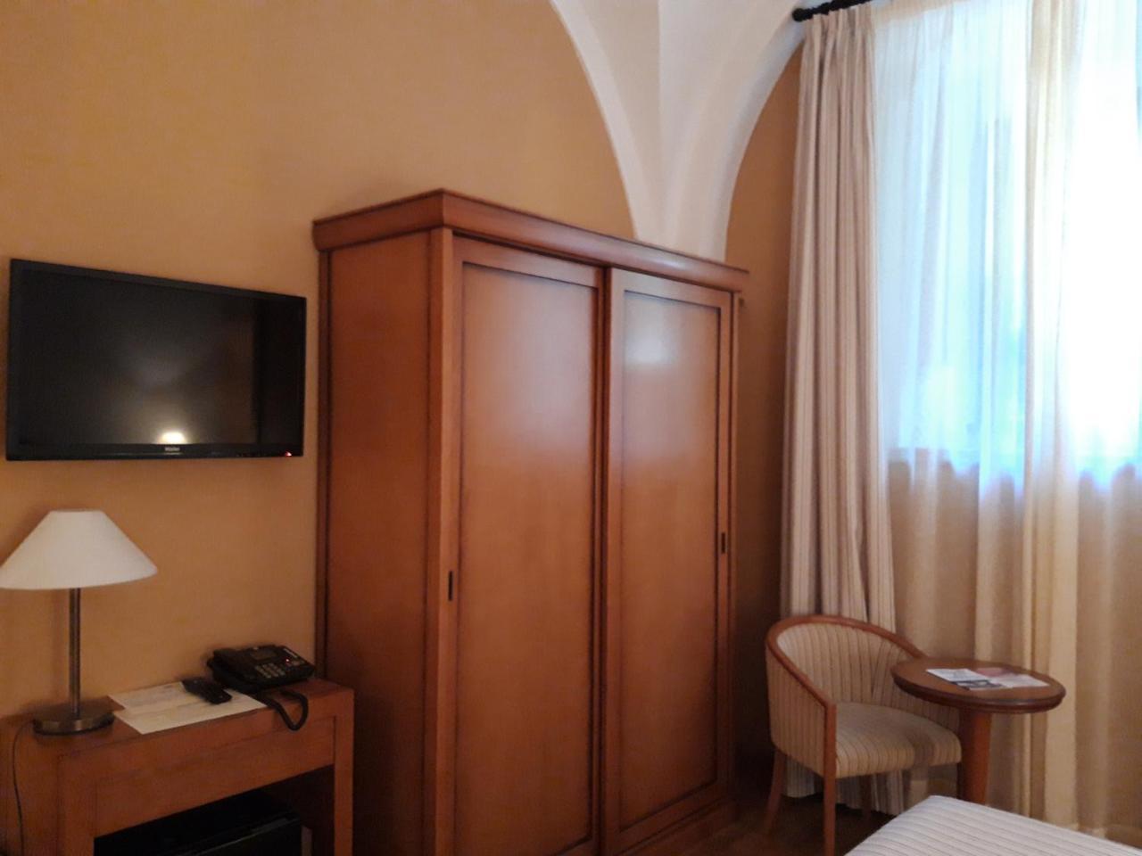 Hotel Ahc Palacio Coria Exterior photo